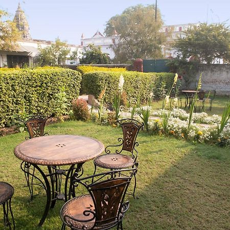 Panchkote Raj Ganges Bed and Breakfast Varanasi Exteriör bild