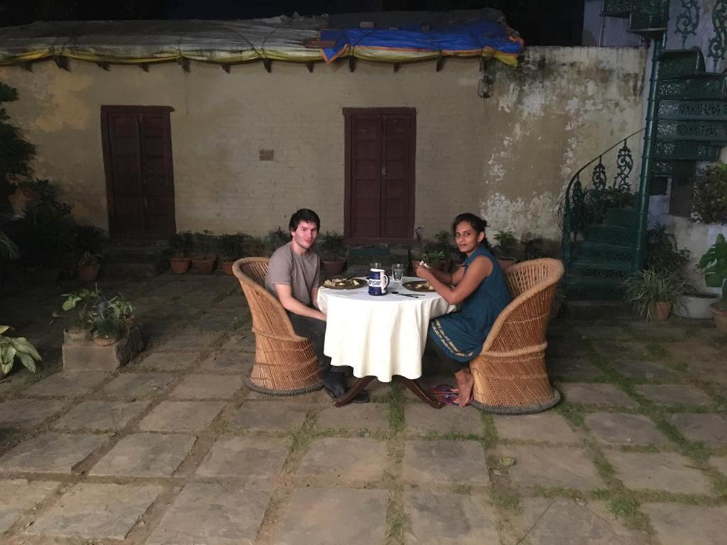 Panchkote Raj Ganges Bed and Breakfast Varanasi Exteriör bild